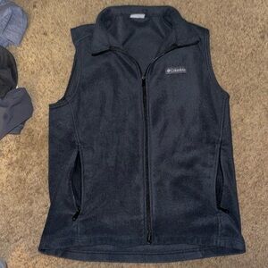 Columbia vest